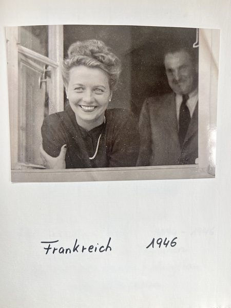 Ludwiga in Frankreich — Aufnahme aus dem Familienalbum